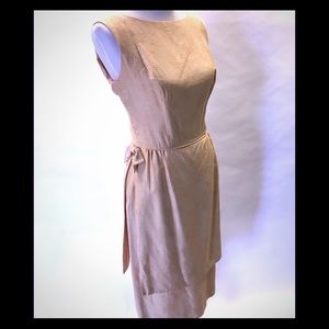 Vintage Mad Men 50s golden brocade wiggle dress!